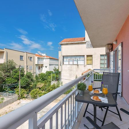 Apartments Marija Makarska Bagian luar foto