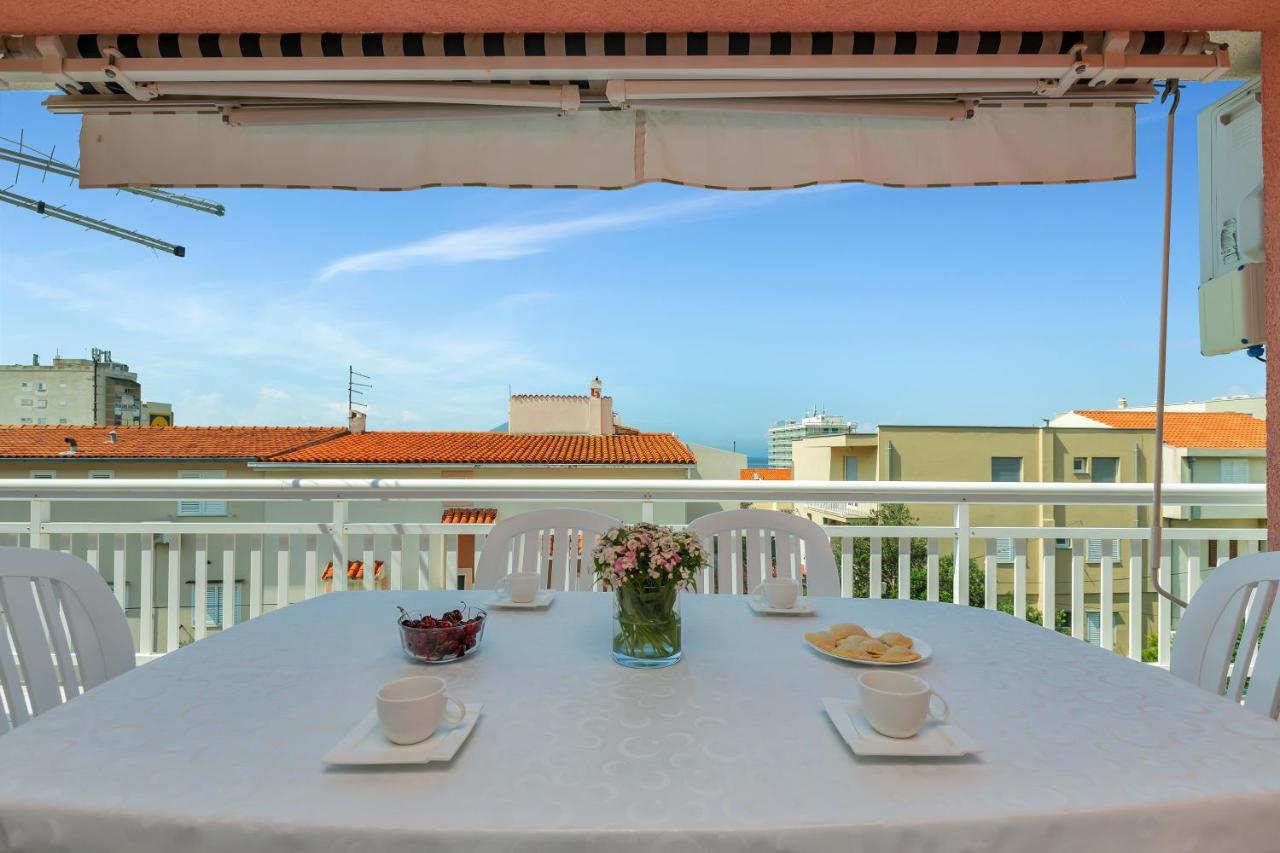 Apartments Marija Makarska Bagian luar foto