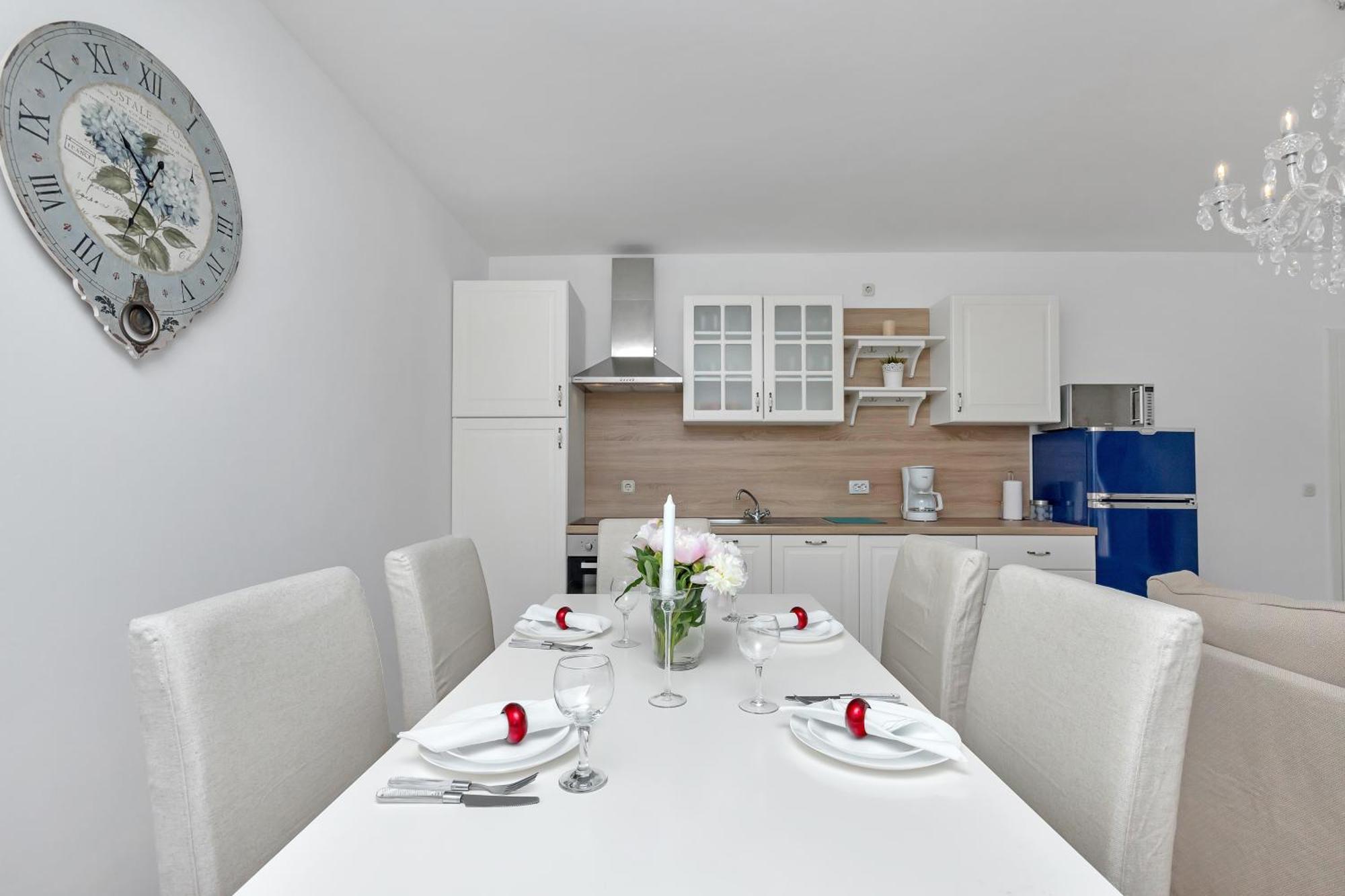 Apartments Marija Makarska Bagian luar foto