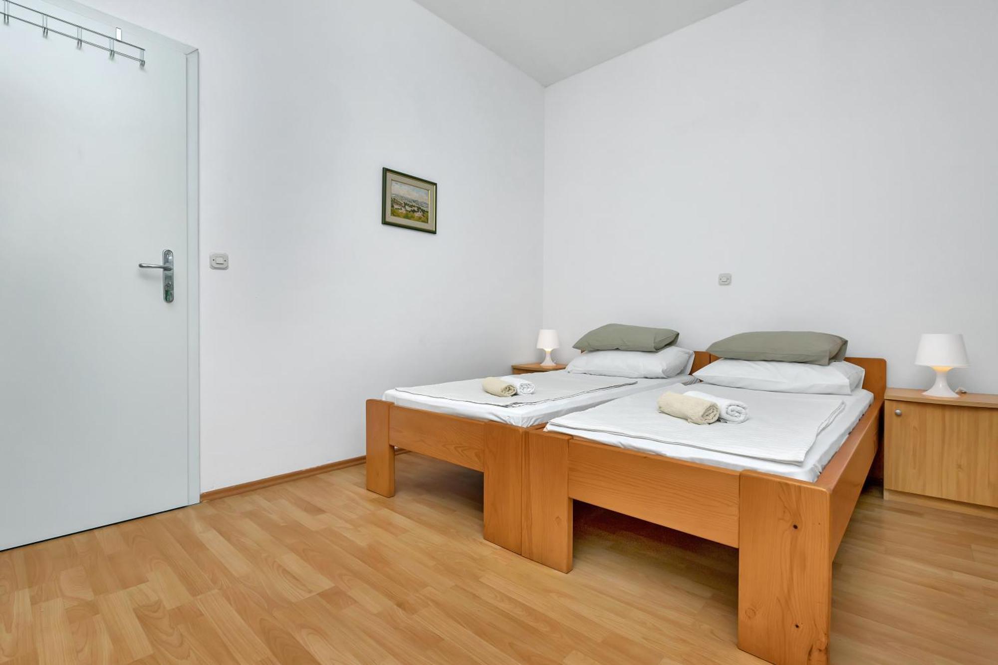 Apartments Marija Makarska Bagian luar foto