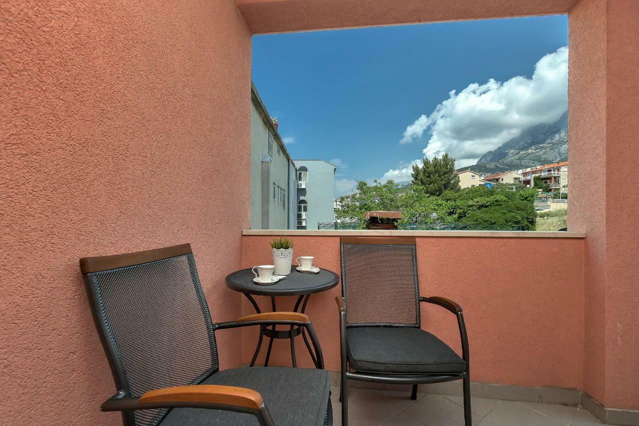 Apartments Marija Makarska Bagian luar foto