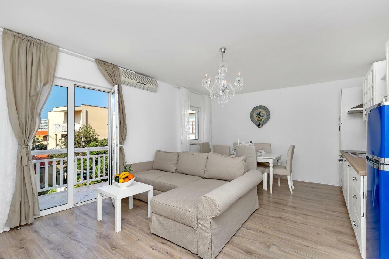 Apartments Marija Makarska Bagian luar foto