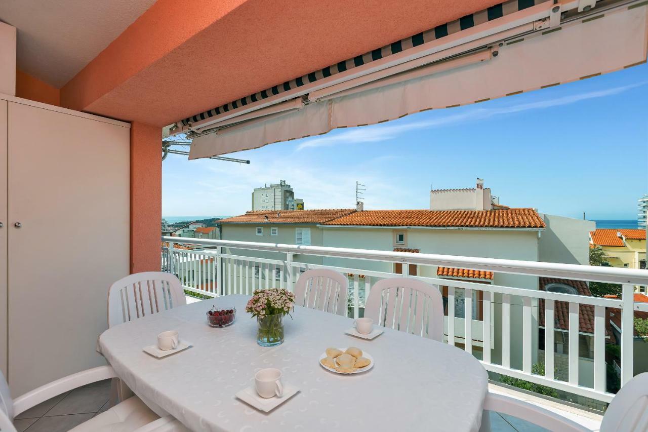 Apartments Marija Makarska Bagian luar foto