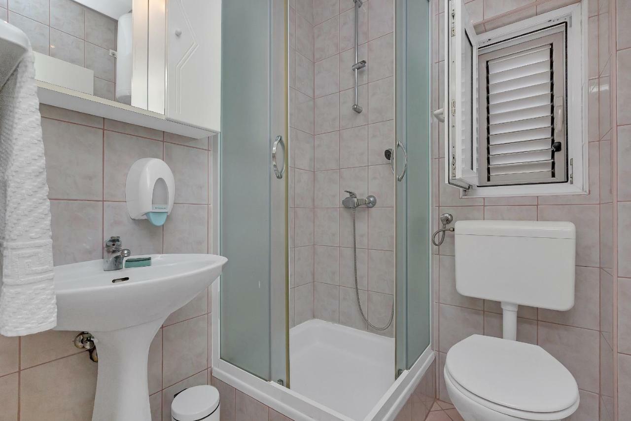 Apartments Marija Makarska Bagian luar foto