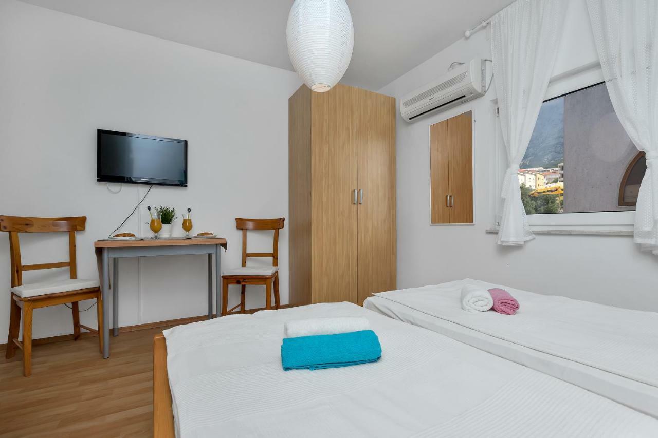 Apartments Marija Makarska Bagian luar foto